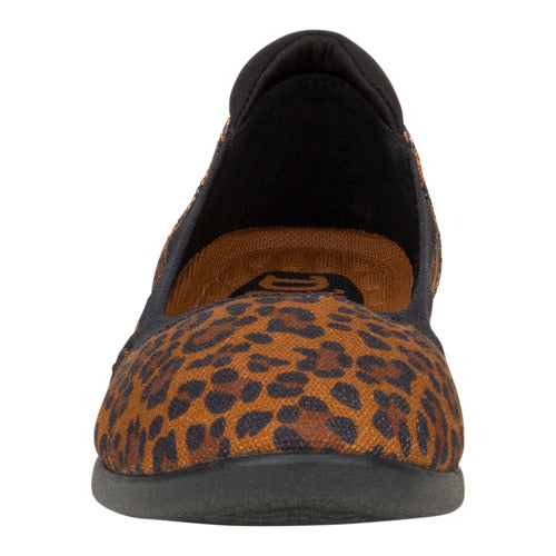 Savannah Slip Seasonal - Leopard - 4