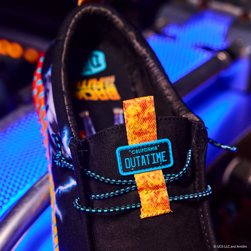 Wally Back To The Future Time Machine - Black/Multi - 8